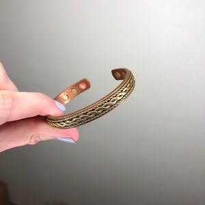 VTG gold bangle/bracelet